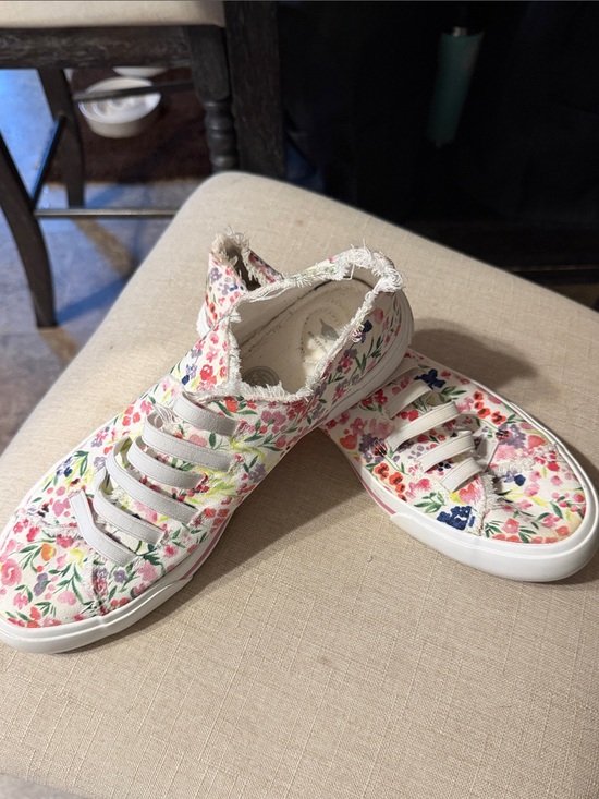 Rocket Dog Shoes - Rocket Dog White Canvas Sneakers with Pink, Green & Blue Floral Print